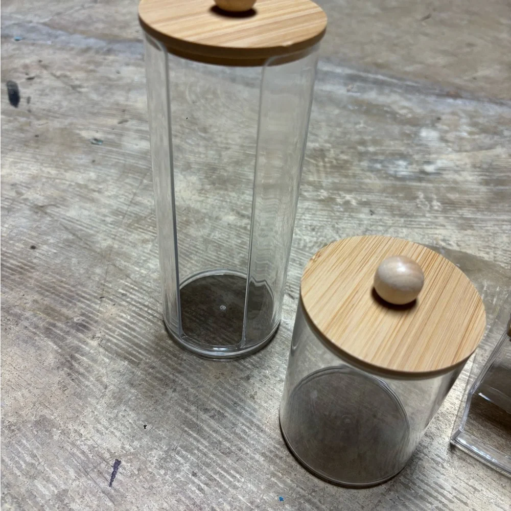 Clear acrylic and bamboo bathroom set